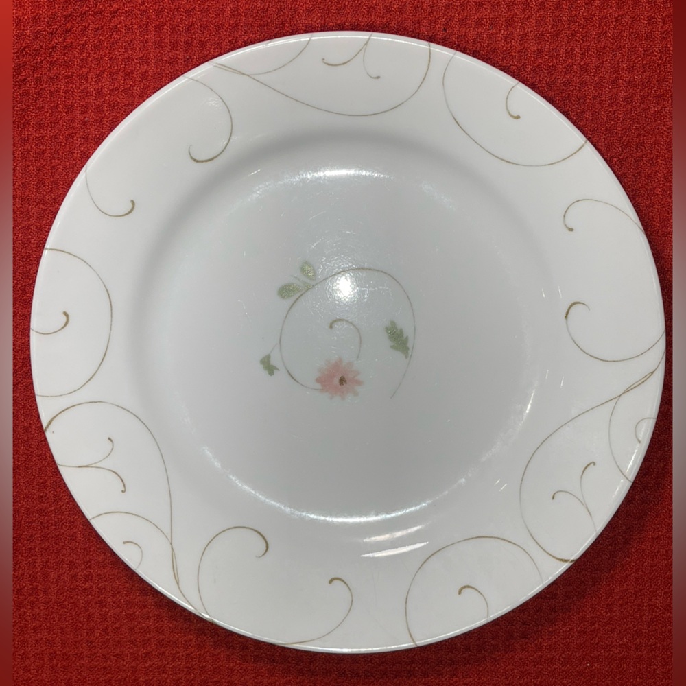 COPY - CORELLE by Corning "Enchanted 7 Salad Plates and 8 Dinner Plates